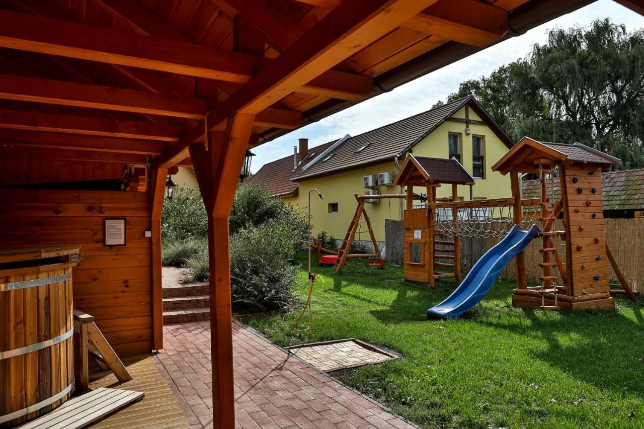 Mezes Vendeghaz Es Apiterapias Koezpont Hotel Vizsoly Exterior photo